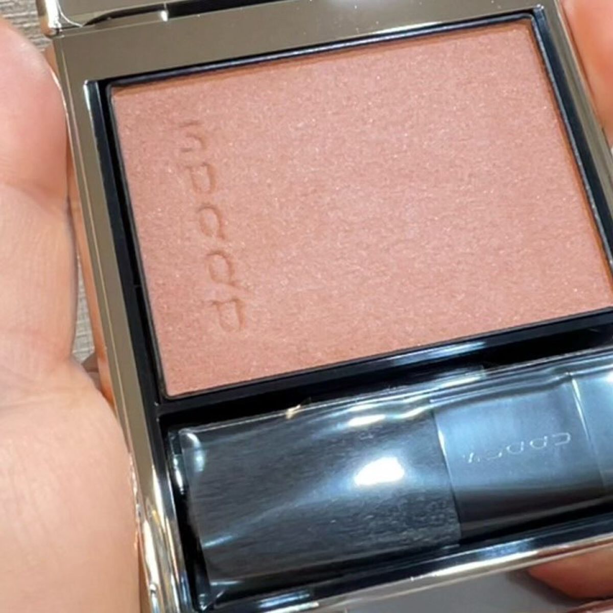 メルティング パウダー ブラッシュ/SUQQU/パウダーチークを使ったクチコミ（3枚目）