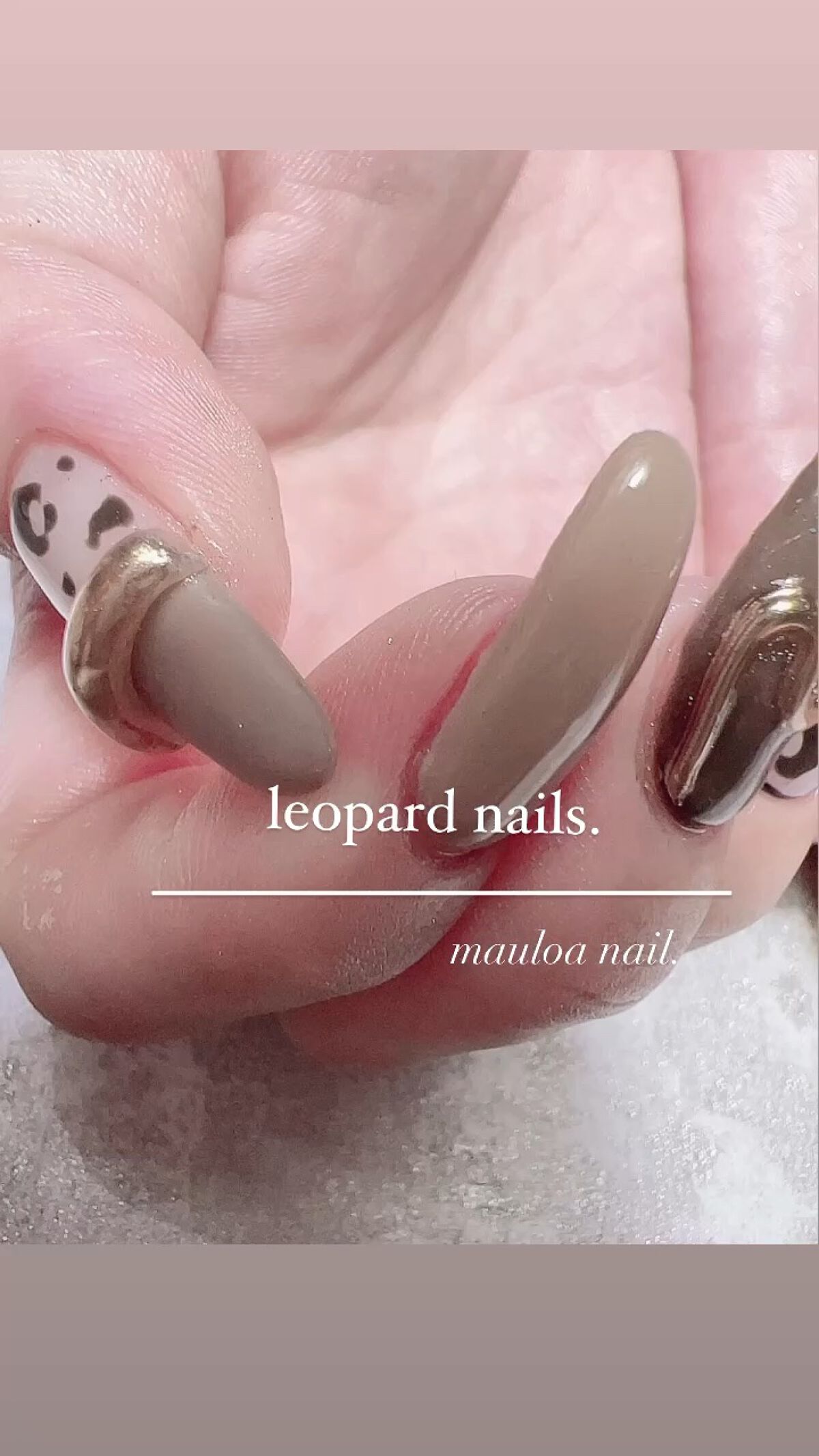 #ネイル,#夏ネイル,#アートネイル,#海ネイル,#ミラーアートネイル,#ニュアンスネイル,#くすみカラーネイル,#サマーネイル,#ジュエリーネイル,#ミラーネイル,#ハワイアンジュエリーネイル,#サンドジェルネイル,#太陽ネイル,#天王寺ネイル,#シンプルネイル,#タイル柄ネイル,#モロッカンタイルネイルのネイルデザイン