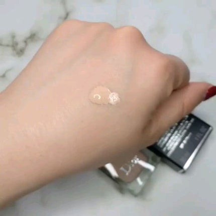 ディオールスキン フォーエヴァー フルイド グロウ/Dior/リキッドファンデーションを使ったクチコミ(4枚目)