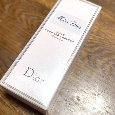  - Dior

ミス ディオール ヘアオイル
