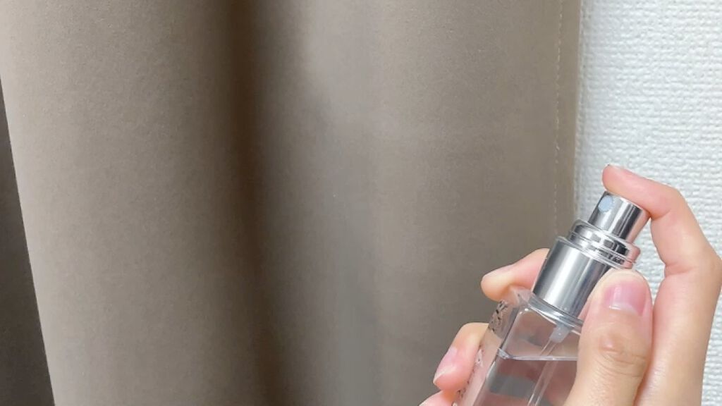 ディオールスキン フォーエヴァー メイクアップ フィックス ミスト/Dior/化粧下地を使ったクチコミ（2枚目）