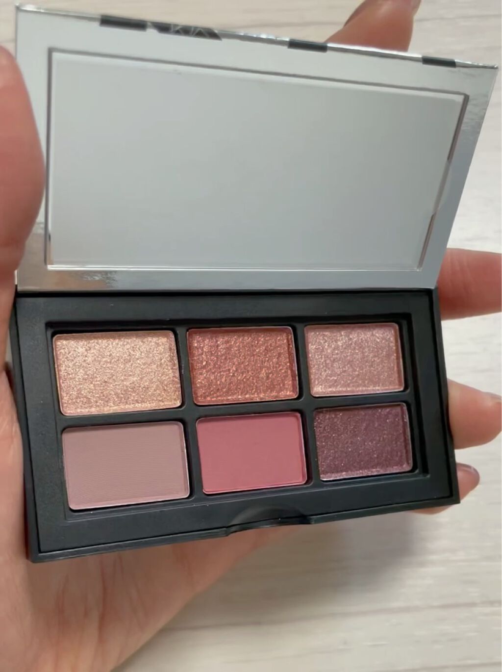 アンラップド ミニアイシャドーパレット ORGASM /NARS/アイシャドウパレットを使ったクチコミ（3枚目）