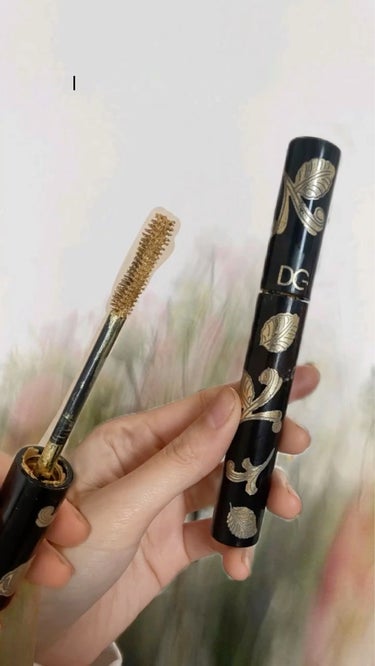 DOLCE&GABBANA BEAUTY パッションアイズインテンスボリュームマスカラのクチコミ「—-使用商品—-
DOLCE&GABBANA BEAUTY
パッションアイズインテンスボリュー.....」（1枚目）