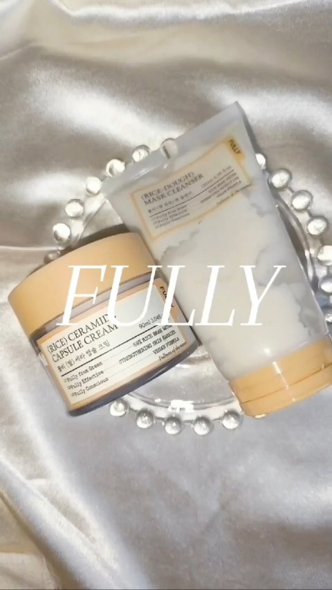 #PR お米パワー🌾乾燥の季節も、メイクノリの良い肌を保ちたい人、集合！✨


@fully_japan


化粧ノリが良くなる第一歩は洗顔から✨🤍💡
⇩⇩⇩
┈┈┈┈┈┈┈ ❁ ❁ ❁ ┈┈┈┈┈┈┈┈
FULLY
米セラミドマスク