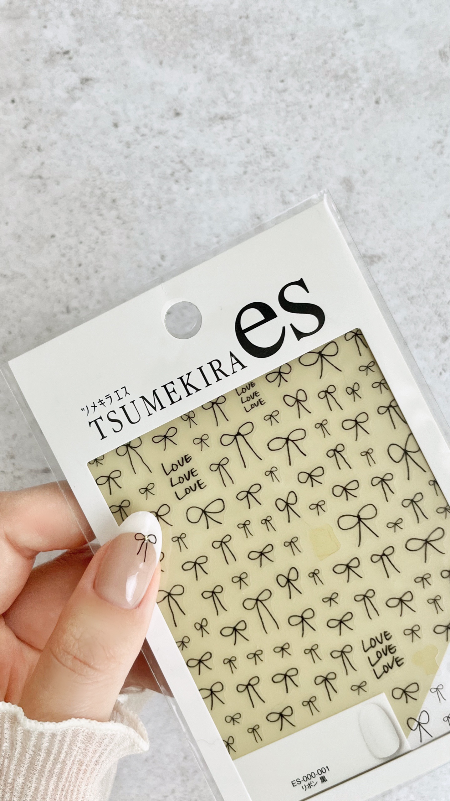 公式限定発売の手描きリボン
ほんとに使えすぎる🥹

••┈┈┈┈••

TSUMEKIRA

【ES-RBN-002】
手書きリボン 黒

◾︎20247.21-22
  アジアネイルフェスティバルにて発売

••┈┈┈┈••

#tsu