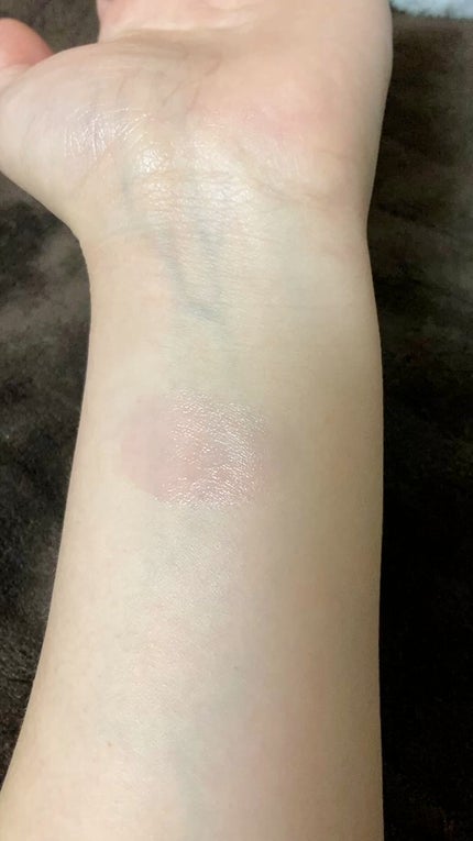 モイストピュアカラーリップ/ニベア/リップクリームの人気ショート動画