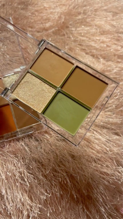 4色アイシャドウパレット/aZTK/アイシャドウパレットを使ったクチコミ(4枚目)