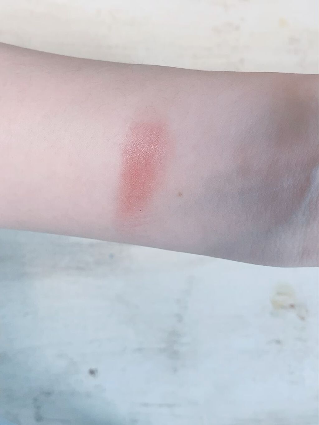 タッチオンカラーズ (カラー)/ナチュラグラッセ/ジェル・クリームアイシャドウの動画クチコミ1つ目