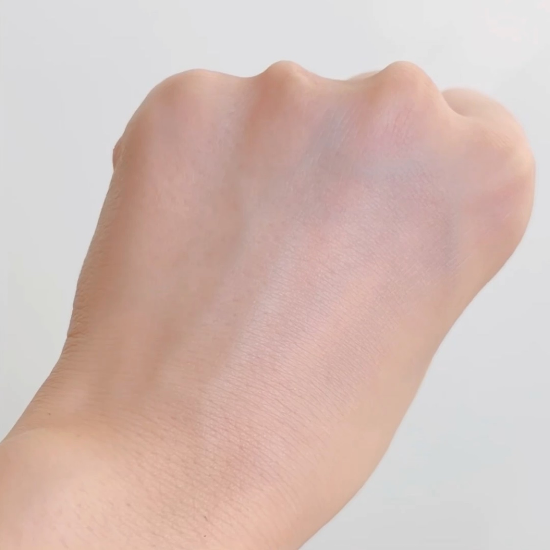 シルキーメイクキープフェイスパウダー/セフィーヌ/ルースパウダーの動画クチコミ4つ目