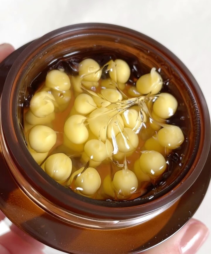 ディープビタCカプセルクリーム/MEDICUBE/フェイスクリームを使ったクチコミ（3枚目）