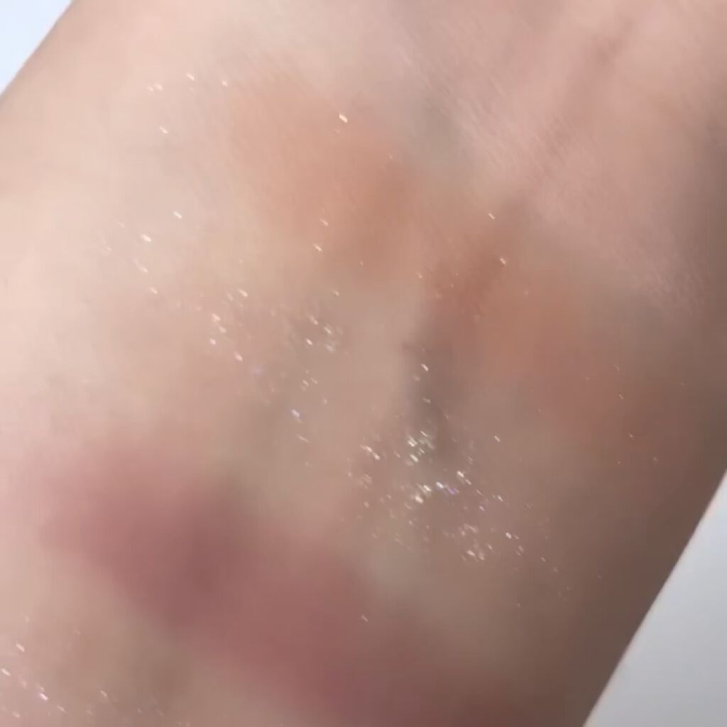 アイクラッシュマルチシャドウパレット/B. by BANILA/アイシャドウパレットを使ったクチコミ（3枚目）