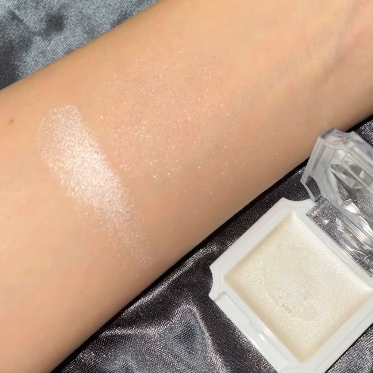 クリームハイライター/キャンメイク/クリームハイライトの人気ショート動画