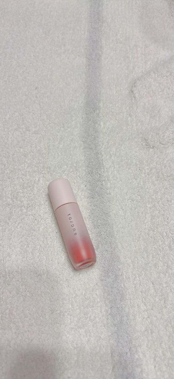 トーン ペタル ブルーミング マット リップ/to/one/口紅を使ったクチコミ（1枚目）