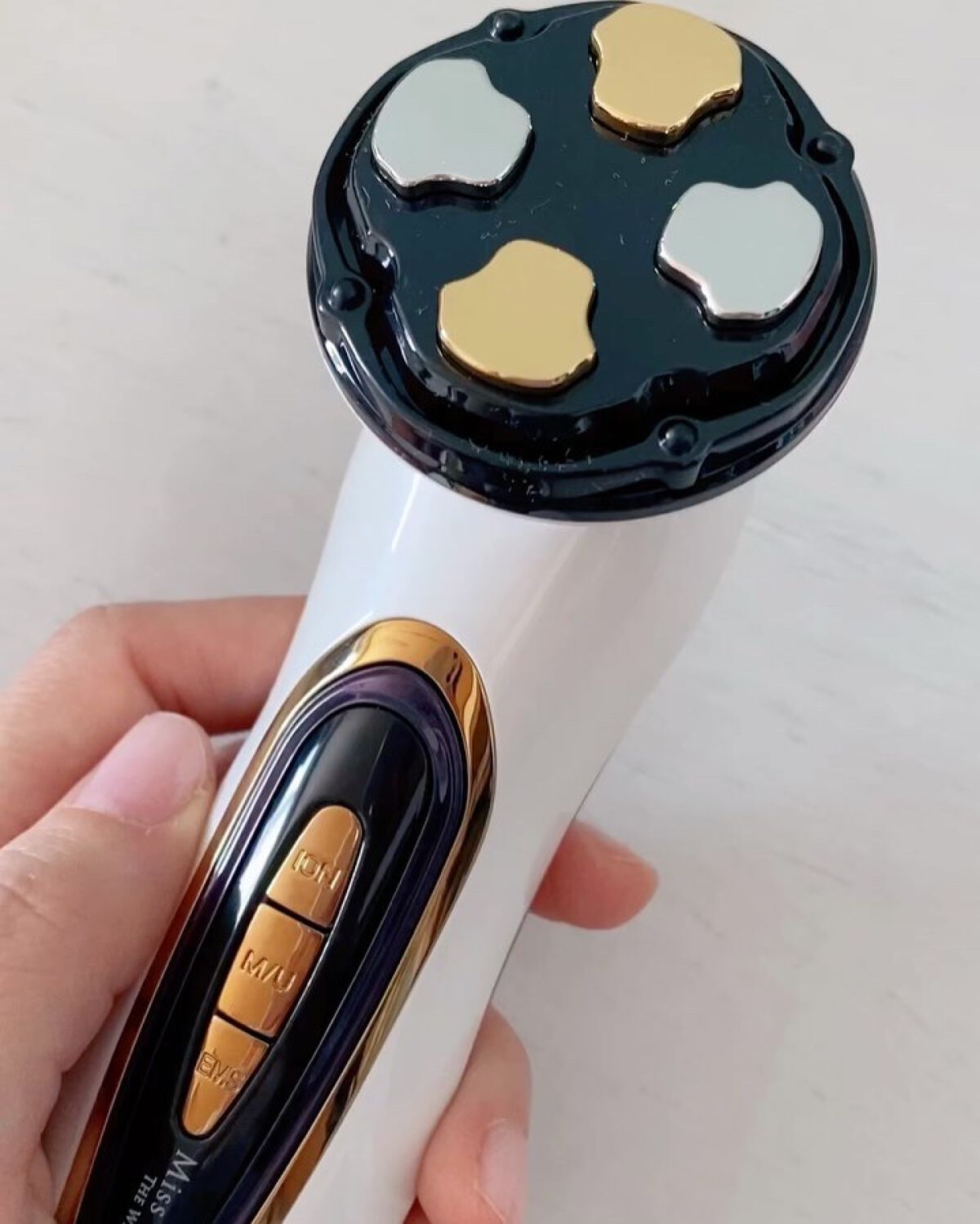 Miss Arrivo THE WRAITH/ARTISTIC＆CO./美顔器・マッサージを使ったクチコミ（3枚目）