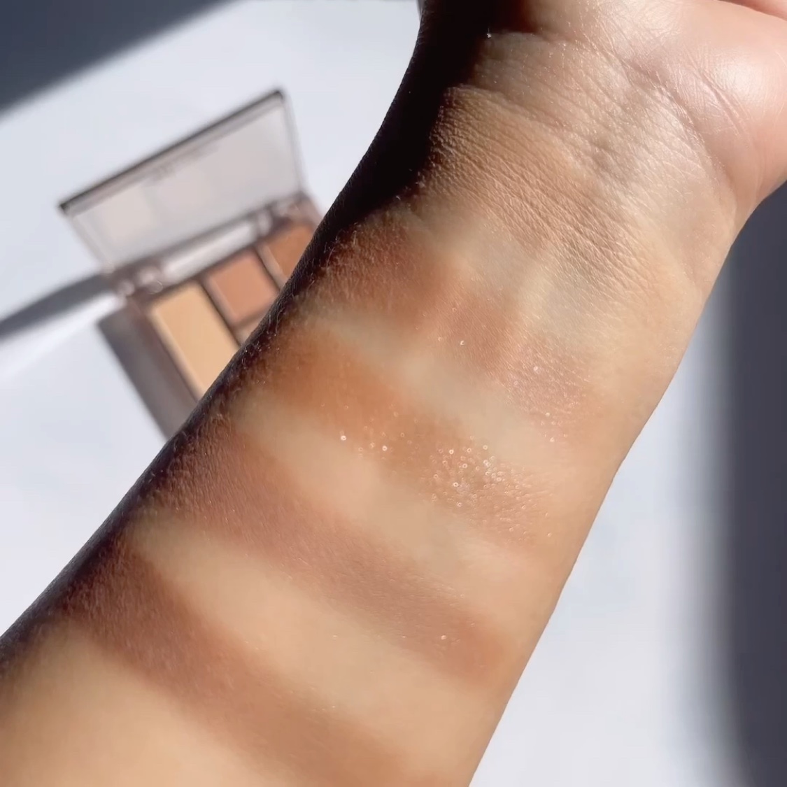 マイベストライナー/ドーリーウインク/リキッドアイライナーの動画クチコミ4つ目