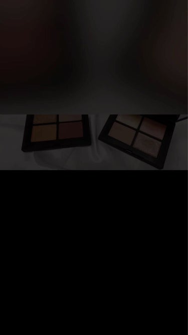  - ✔️ NARS   クワッドアイシャドー
