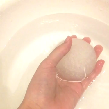 天然こんにゃくパフ/DAISO/その他スキンケアグッズを使ったクチコミ（2枚目）