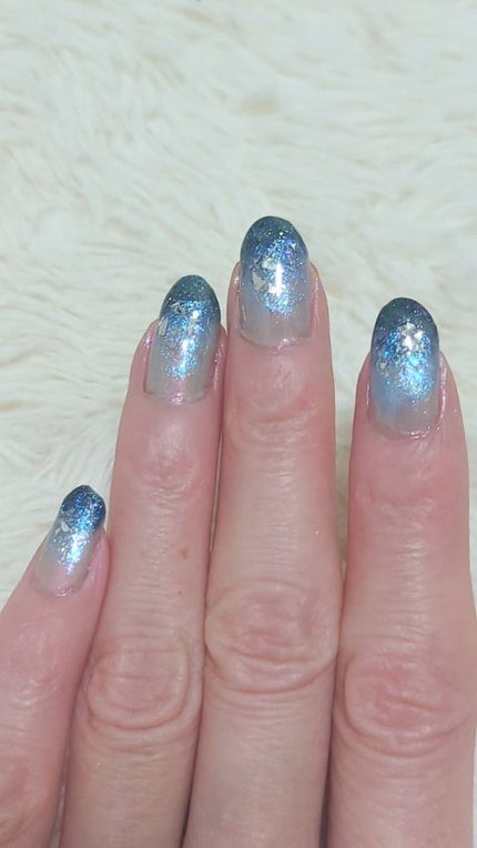 カラフルネイルズ/キャンメイク/マニキュアの人気ショート動画