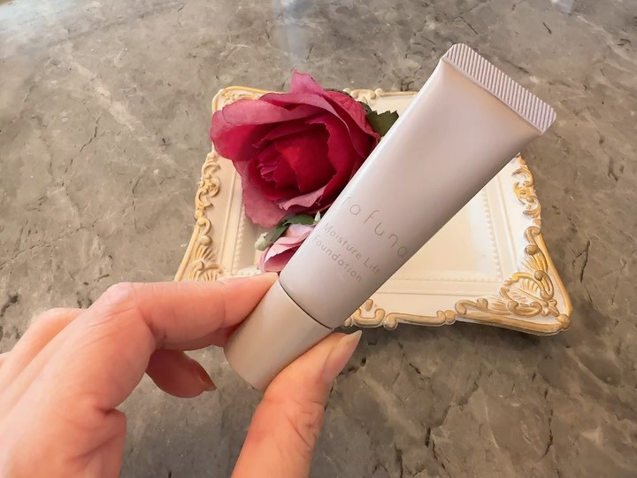 試してみた】モイスチュアリフトファンデーション rafunaの人気色