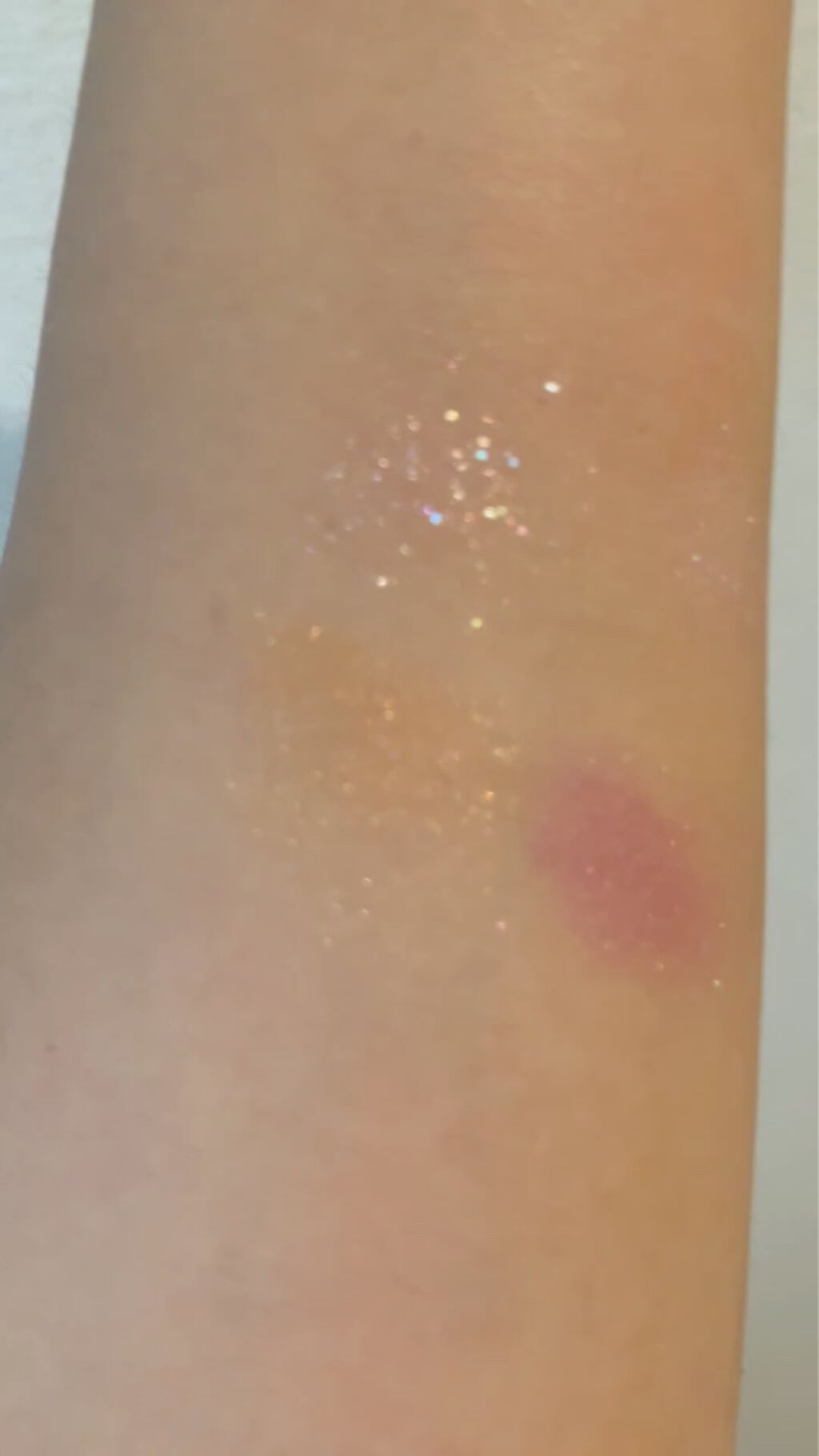 プランプメロウリップス サテン/LUNASOL/口紅の動画クチコミ3つ目