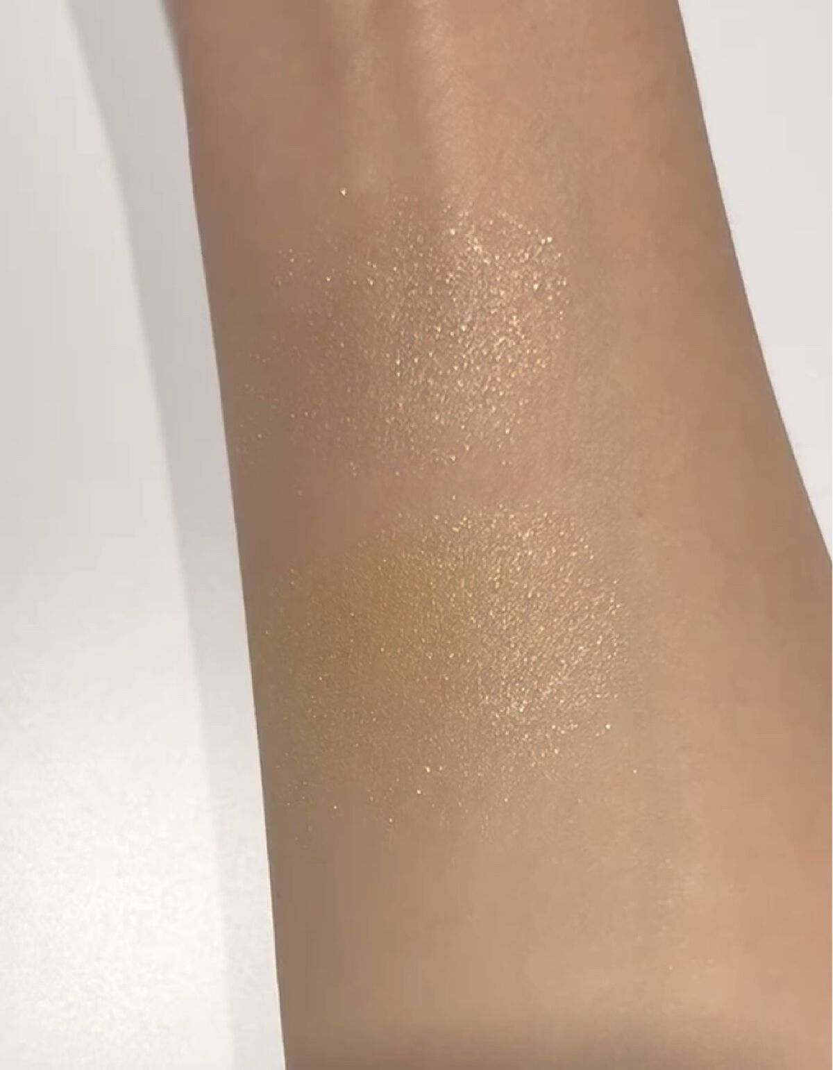 ミリコアイシャドウ/ビューティーワールド/単色アイシャドウの動画クチコミ3つ目