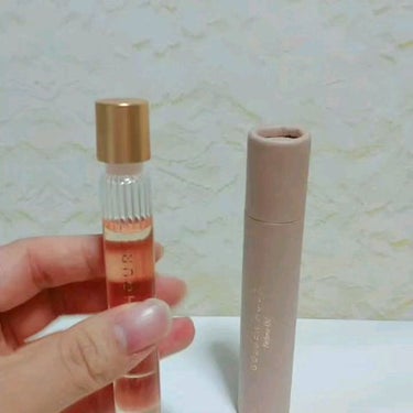 Her lip to BEAUTY パフュームオイル ゴールデンアワーのクチコミ「herliptobeauty

Roll-on Perfume Oil - GOLDEN HO.....」（1枚目）