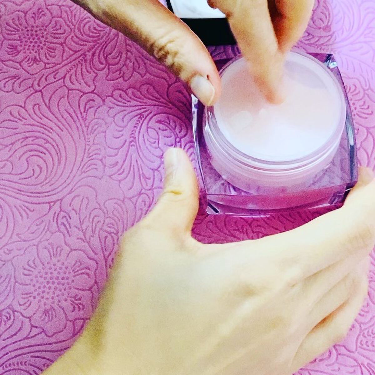 ブリリアントオランジュリー オールインワンクリームロゼ/ブリリアントアソシエイツ/オールインワン化粧品の動画クチコミ2つ目