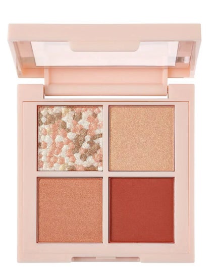 レブロン ダズル アイシャドウ クアッド/REVLON/アイシャドウパレットの人気ショート動画