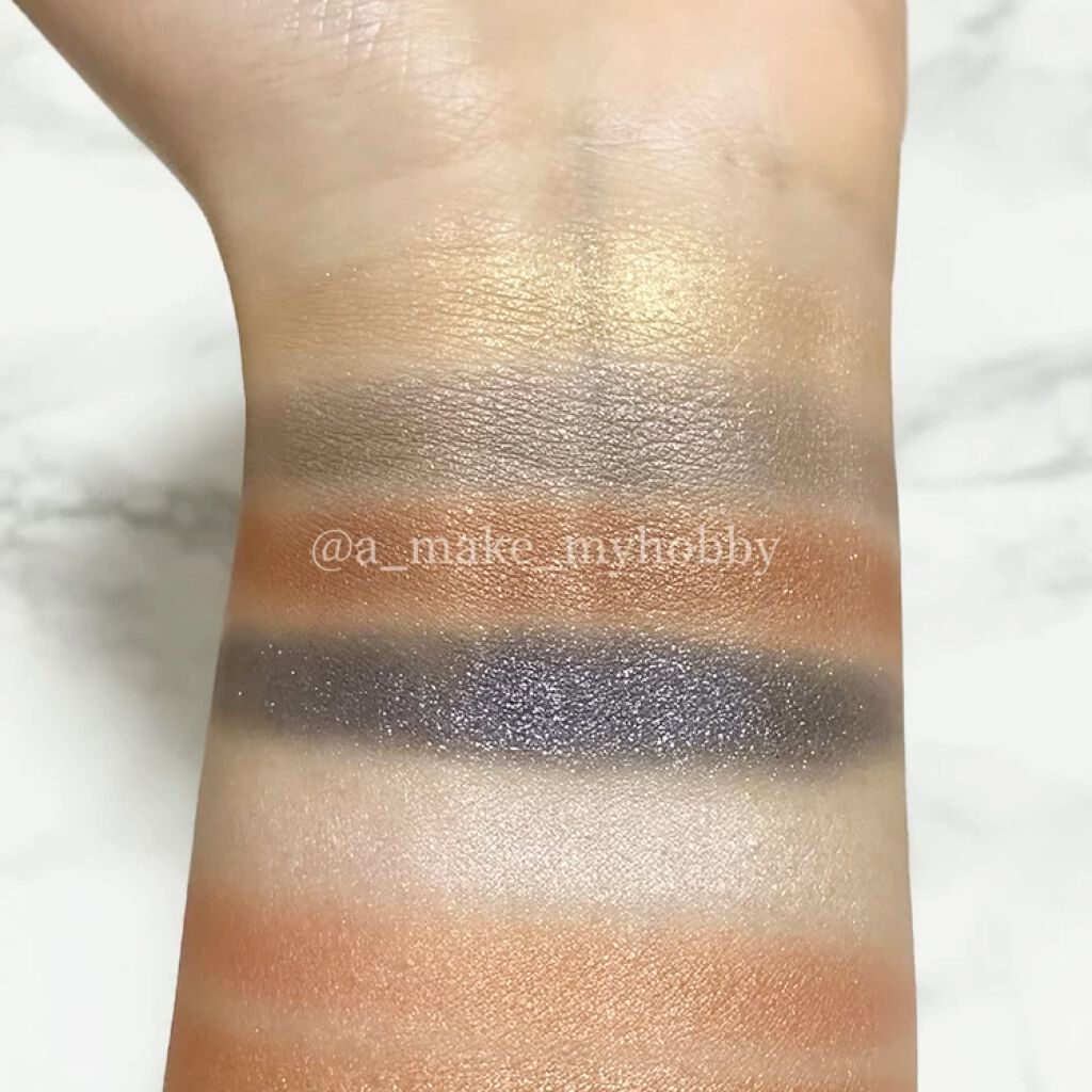 UR GLAM LUXE　12 COLORS EYESHADOW PALLET/U R GLAM/アイシャドウパレットの動画クチコミ2つ目