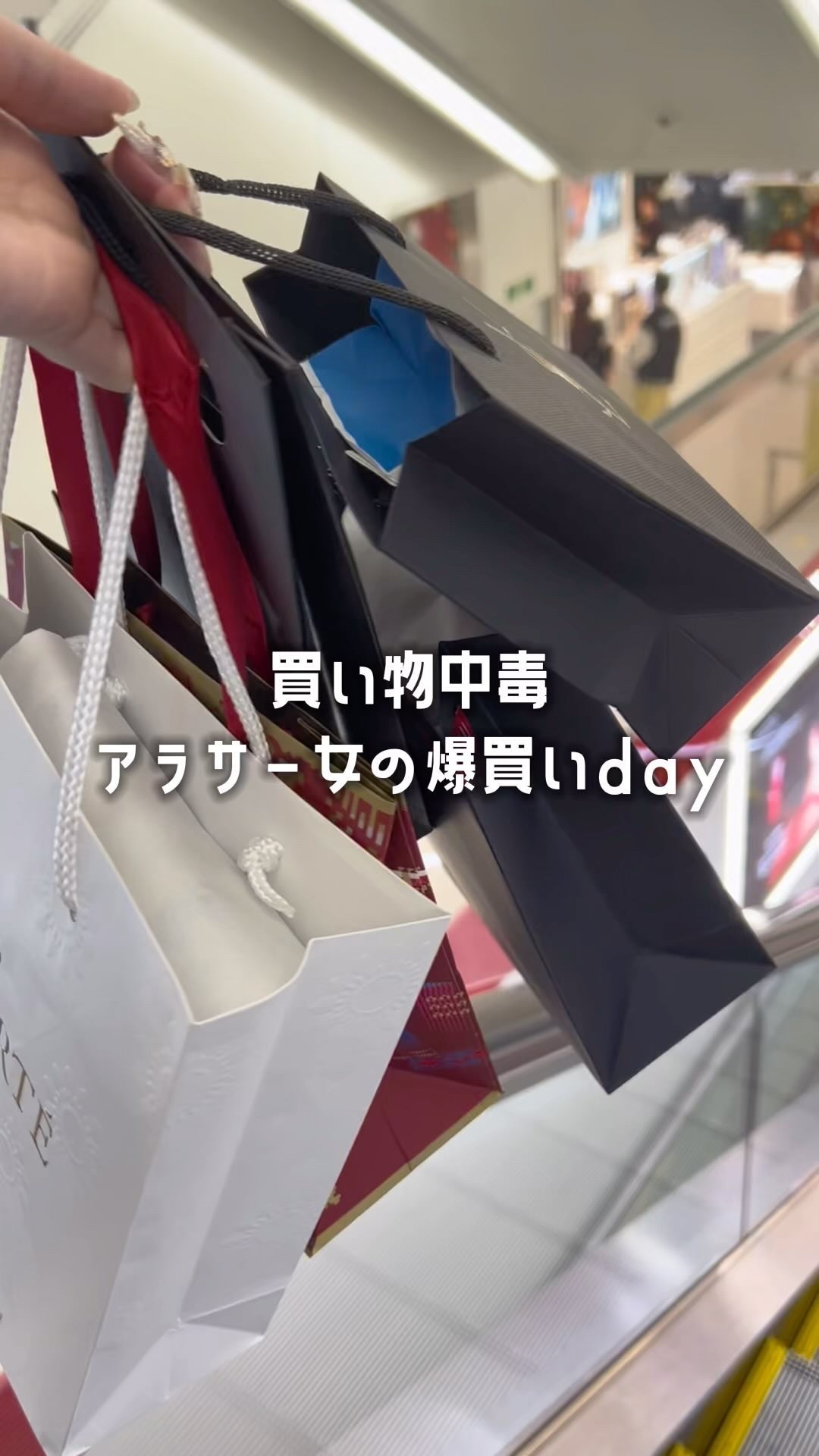 メイクアップスポンジ グロウフィックス/ADDICTION/パフ・スポンジの動画クチコミ5つ目