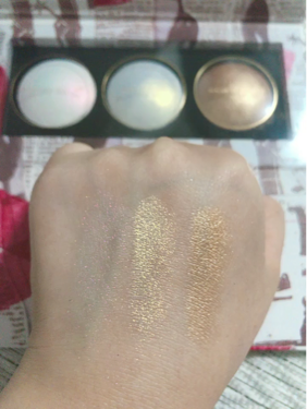 SKIN FETISH: SUBLIME SKIN HIGHLIGHTING TRIO/PAT McGRATH LABS/パウダーハイライトを使ったクチコミ（3枚目）