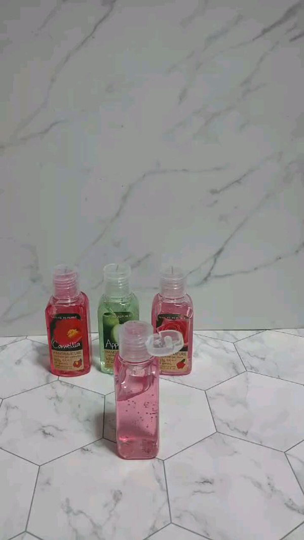 ハンドアンドネイチャー セニエタイザーゲル/ネイチャーリパブリック/ハンドクリームの動画クチコミ1つ目