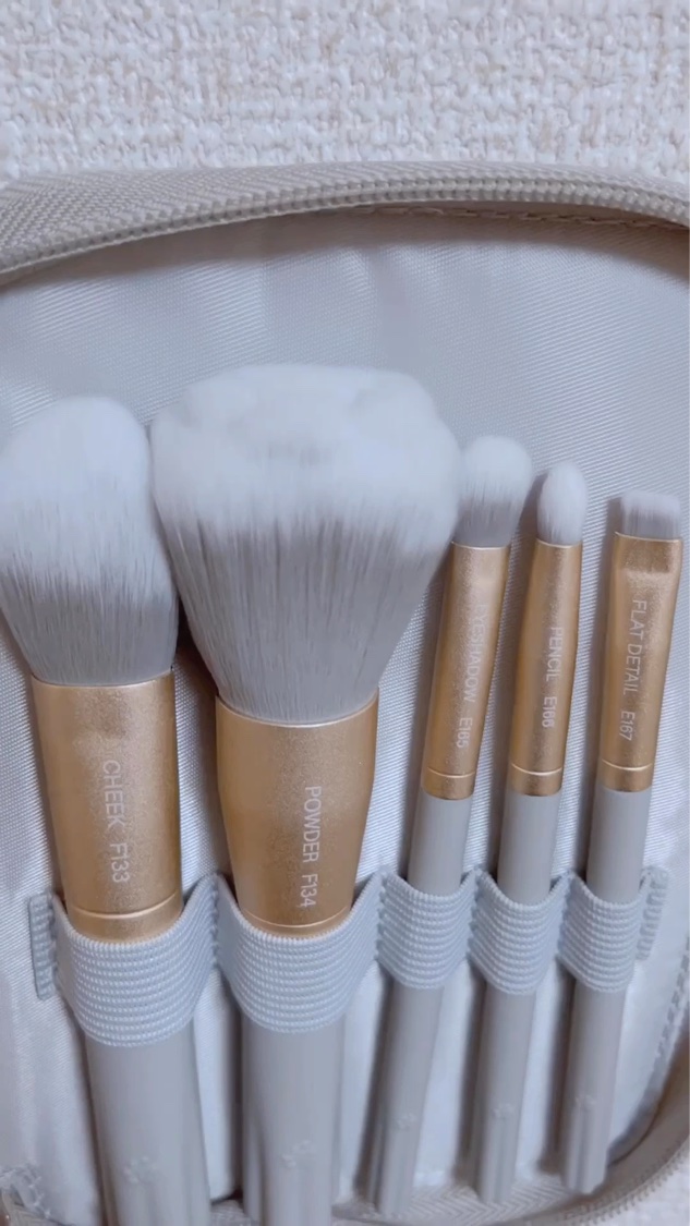 SIXPLUS メイクブラシ5本セット ハートペット/SIXPLUS/メイクブラシを使ったクチコミ（1枚目）