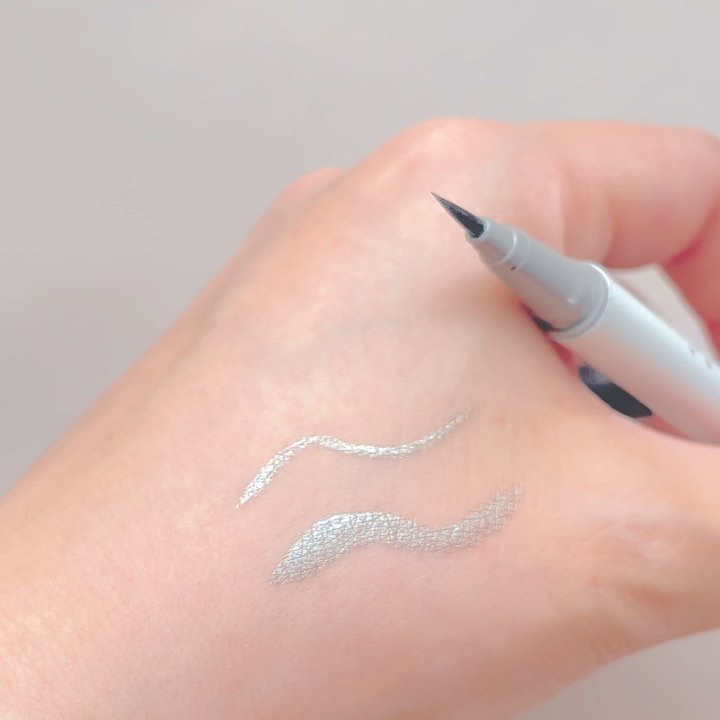 アイデザインライナー/COCOROIKI/リキッドアイライナーを使ったクチコミ（3枚目）