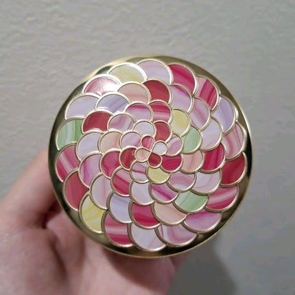 メテオリット ビーユ/GUERLAIN/フェイスパウダーの人気ショート動画