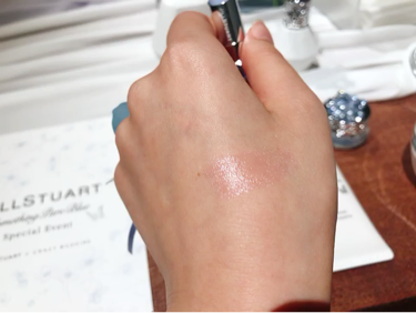 サムシングピュアブルー セント　マイリップス/JILL STUART/口紅を使ったクチコミ（3枚目）