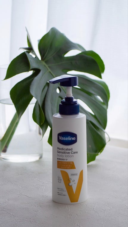 メディケイティッド センシティブケア ボディローション 美肌ケア【医薬部外品】/ヴァセリン/ボディローションの人気ショート動画