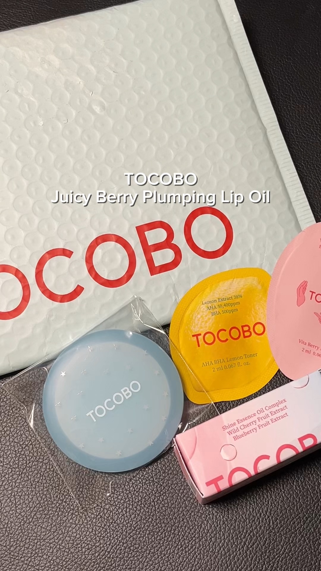 ジューシーベリープランピングリップオイル/TOCOBO/リップグロスを使ったクチコミ（1枚目）