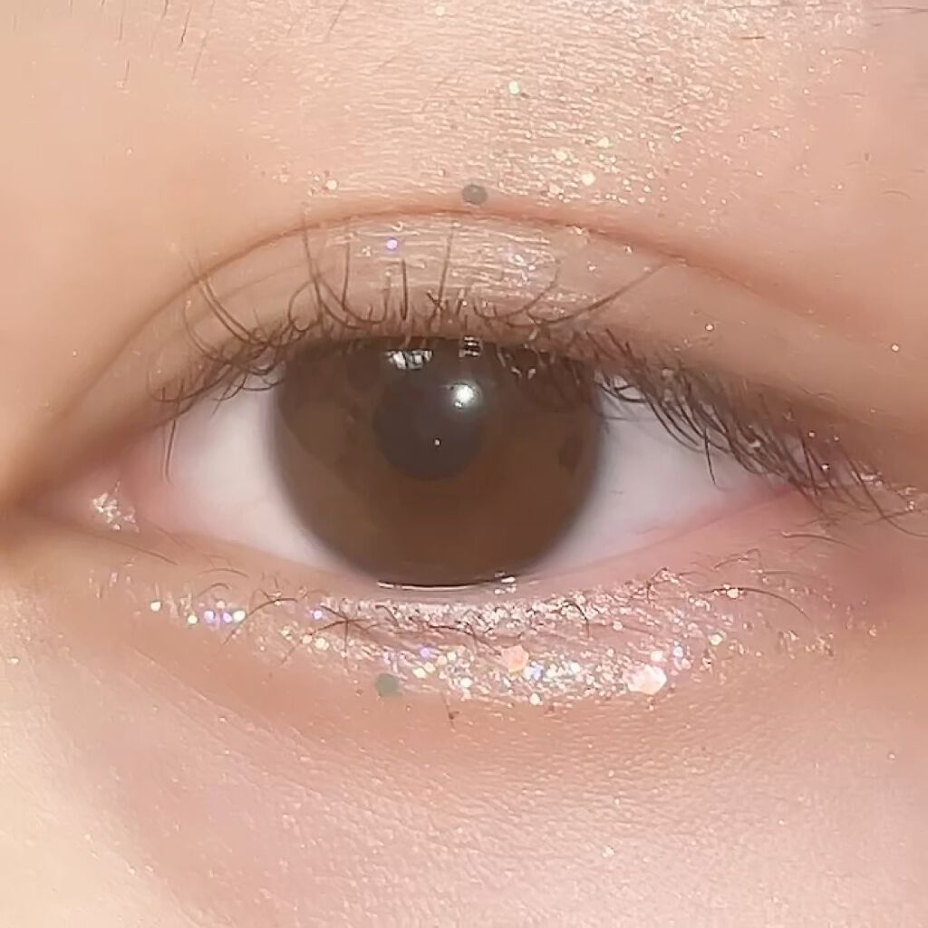 ダイヤモンドシリーズ 星空リキッドアイシャドウ/ZEESEA/リキッドアイシャドウを使ったクチコミ（2枚目）