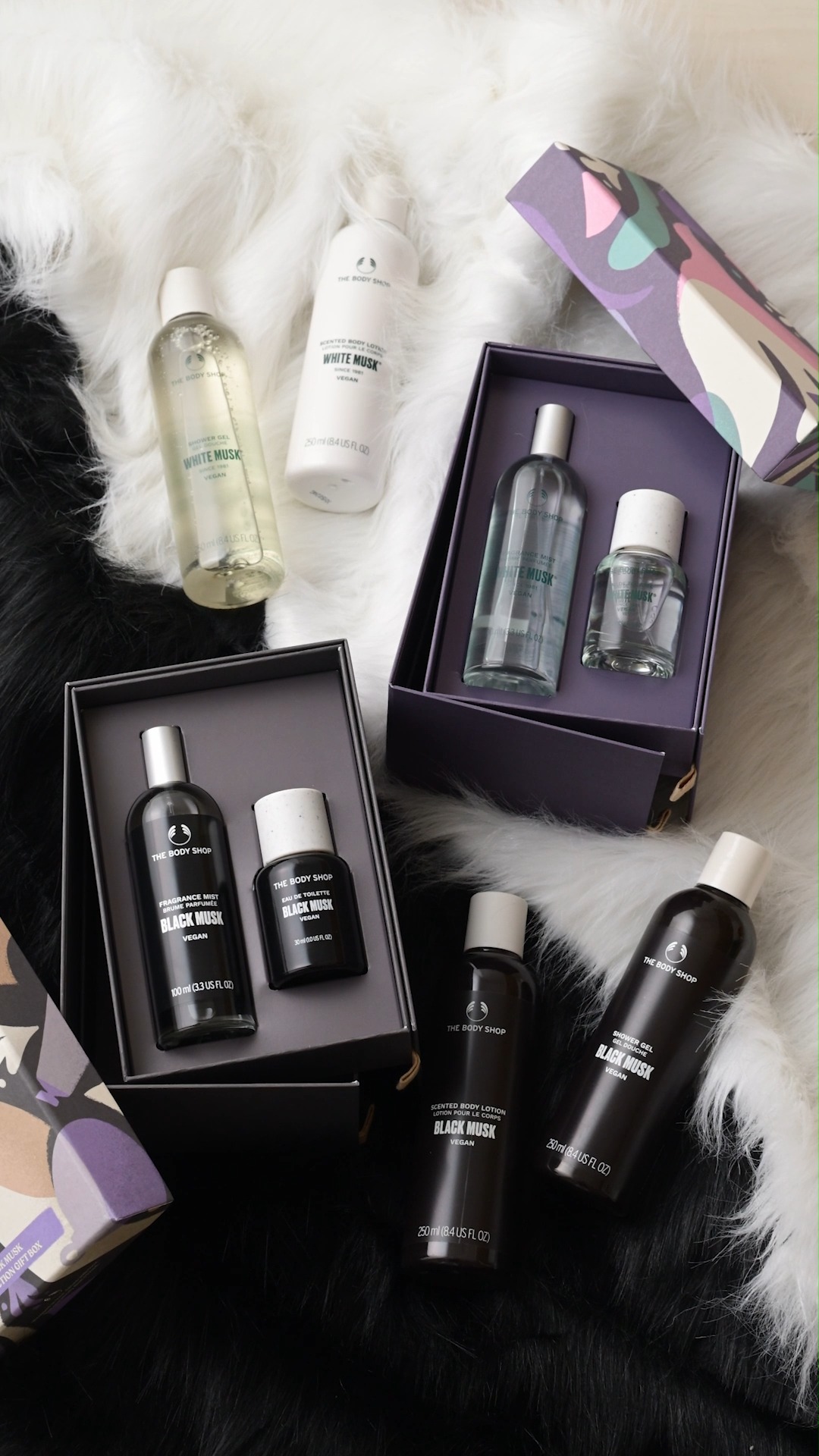 White or Black?🤍🎄🖤

やさしい空気のあの人には
ホワイトムスク🤍

静かな存在感のあの人には
ブラックムスク🖤

贈る人を思い浮かべる、香り選び✨


#ザボディショップ #ボディショップ #THEBODYSHO