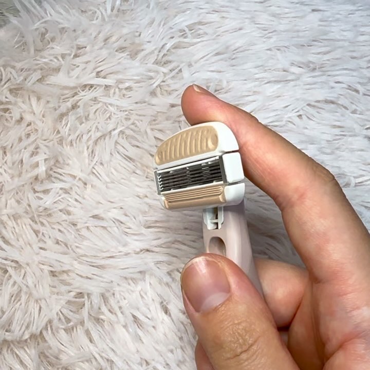 miness わき用カミソリ/貝印/シェーバーの動画クチコミ2つ目