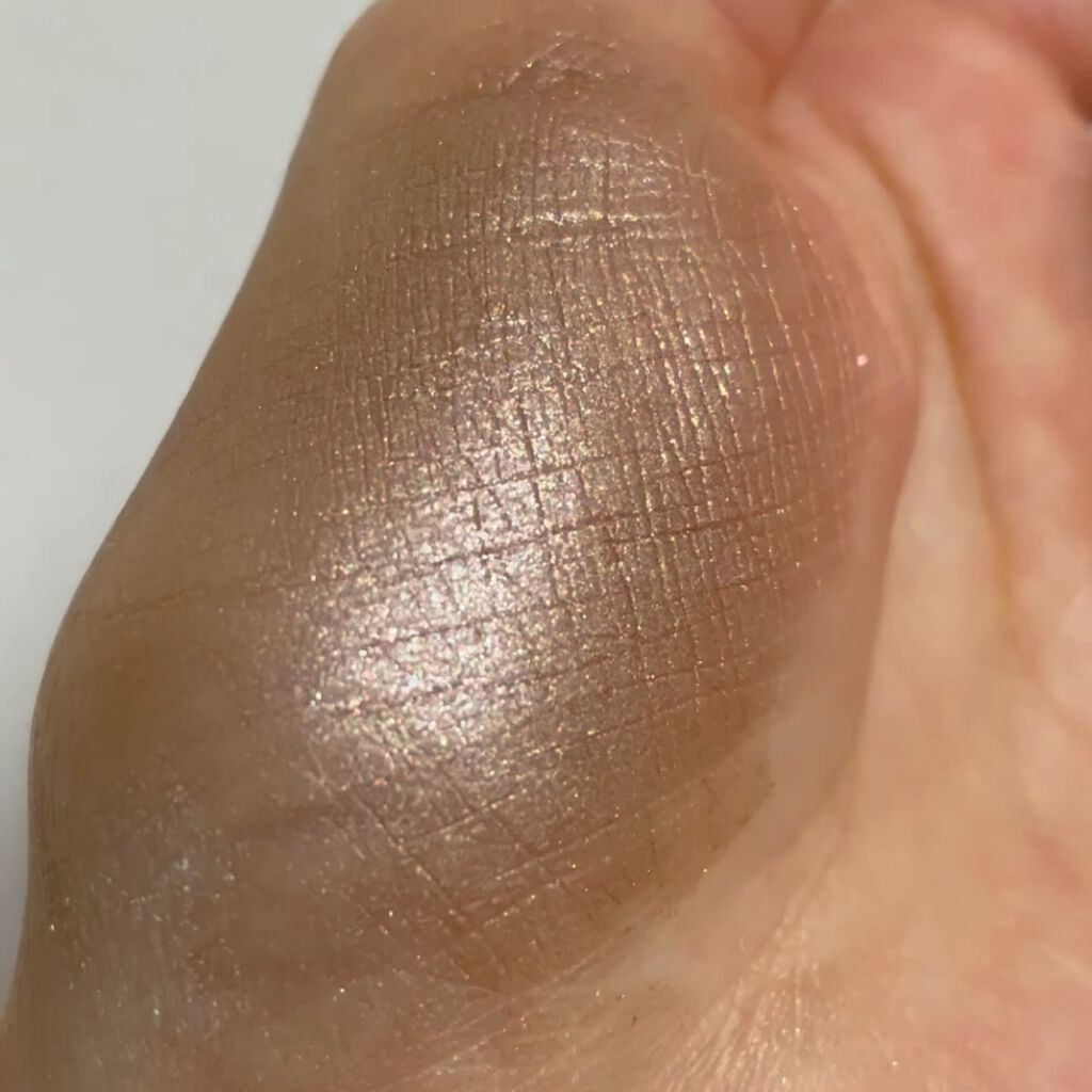 ジュエルスターアイズ/キャンメイク/ジェル・クリームアイシャドウの動画クチコミ2つ目