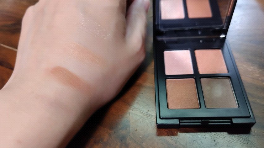 エトワルローズ 4色アイシャドウ/Étoile Rose/アイシャドウパレットの動画クチコミ3つ目