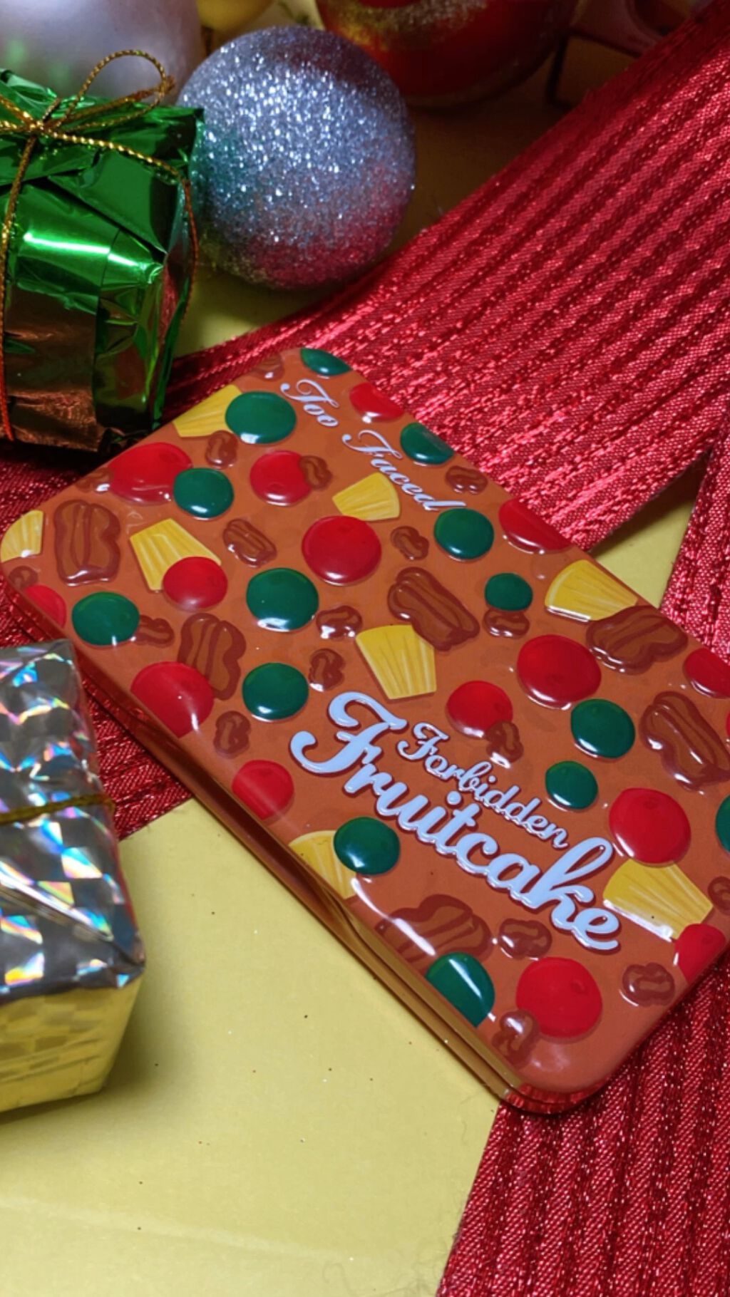  フォビドゥン フルーツケーキ ミニ アイシャドウ パレット/Too Faced/アイシャドウパレットの動画クチコミ3つ目