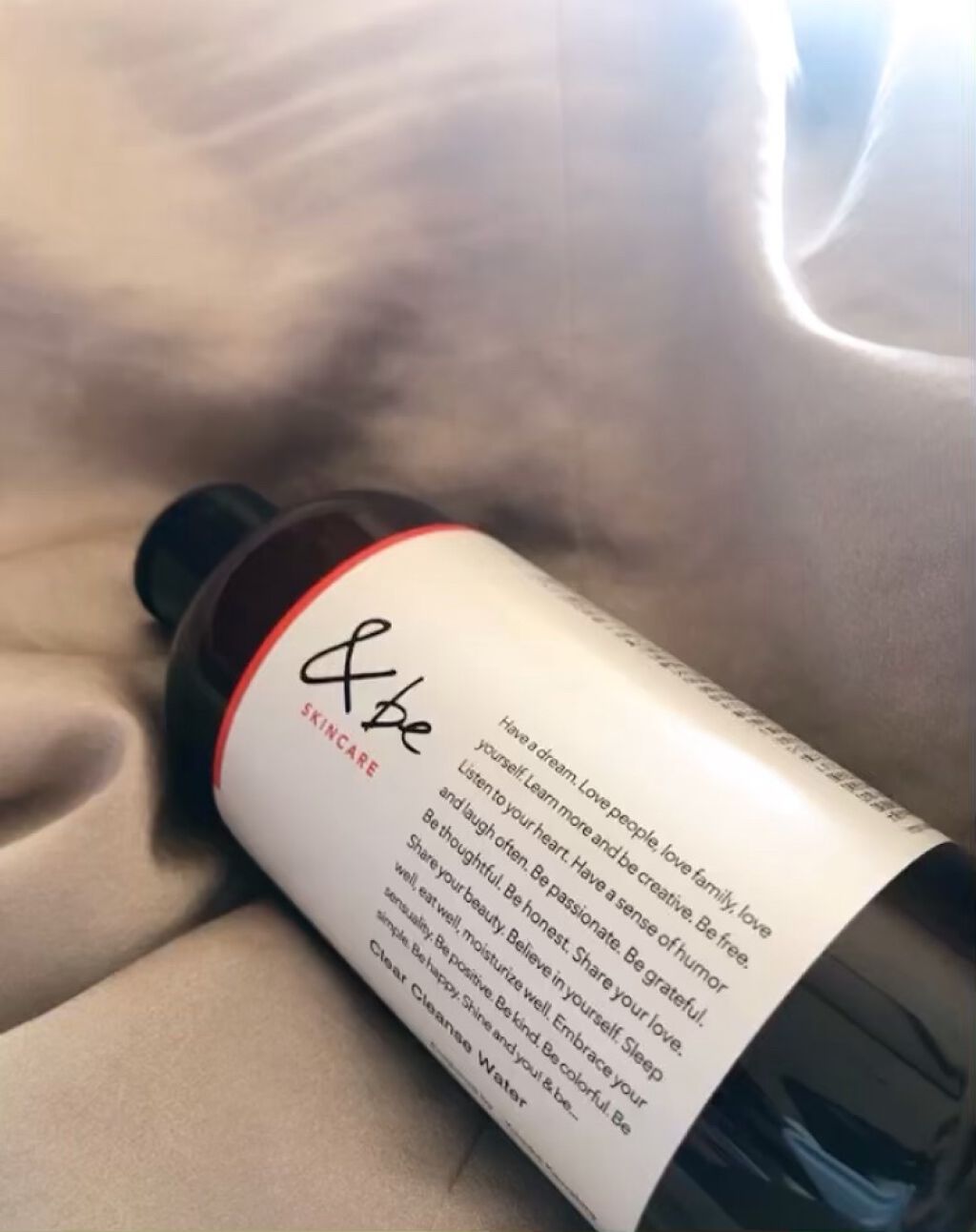 クリアクレンズウォーター N/＆be/クレンジングウォーターの動画クチコミ4つ目