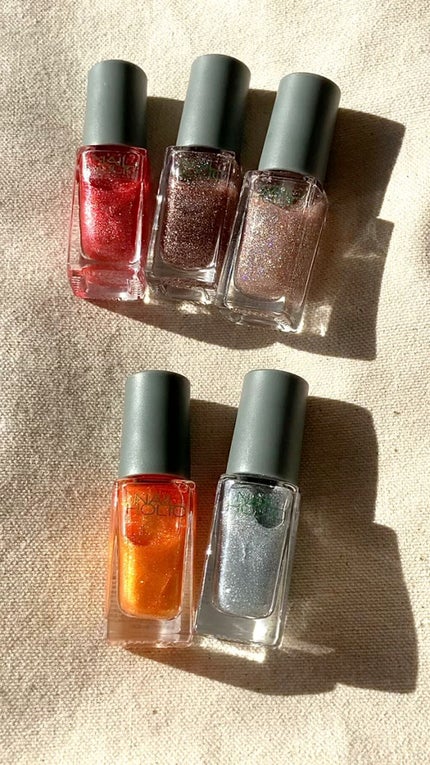 ネイルホリック リミテッドカラー Sparkle ornament/ネイルホリック/マニキュアの人気ショート動画