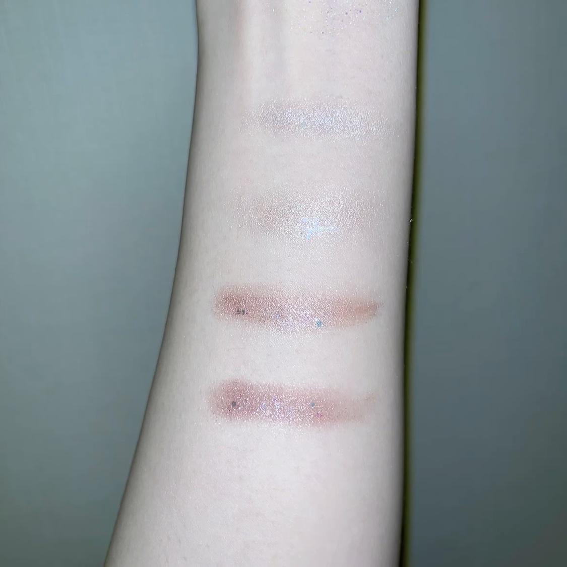 リアルクローズシャドウ/excel/アイシャドウパレットを使ったクチコミ（3枚目）