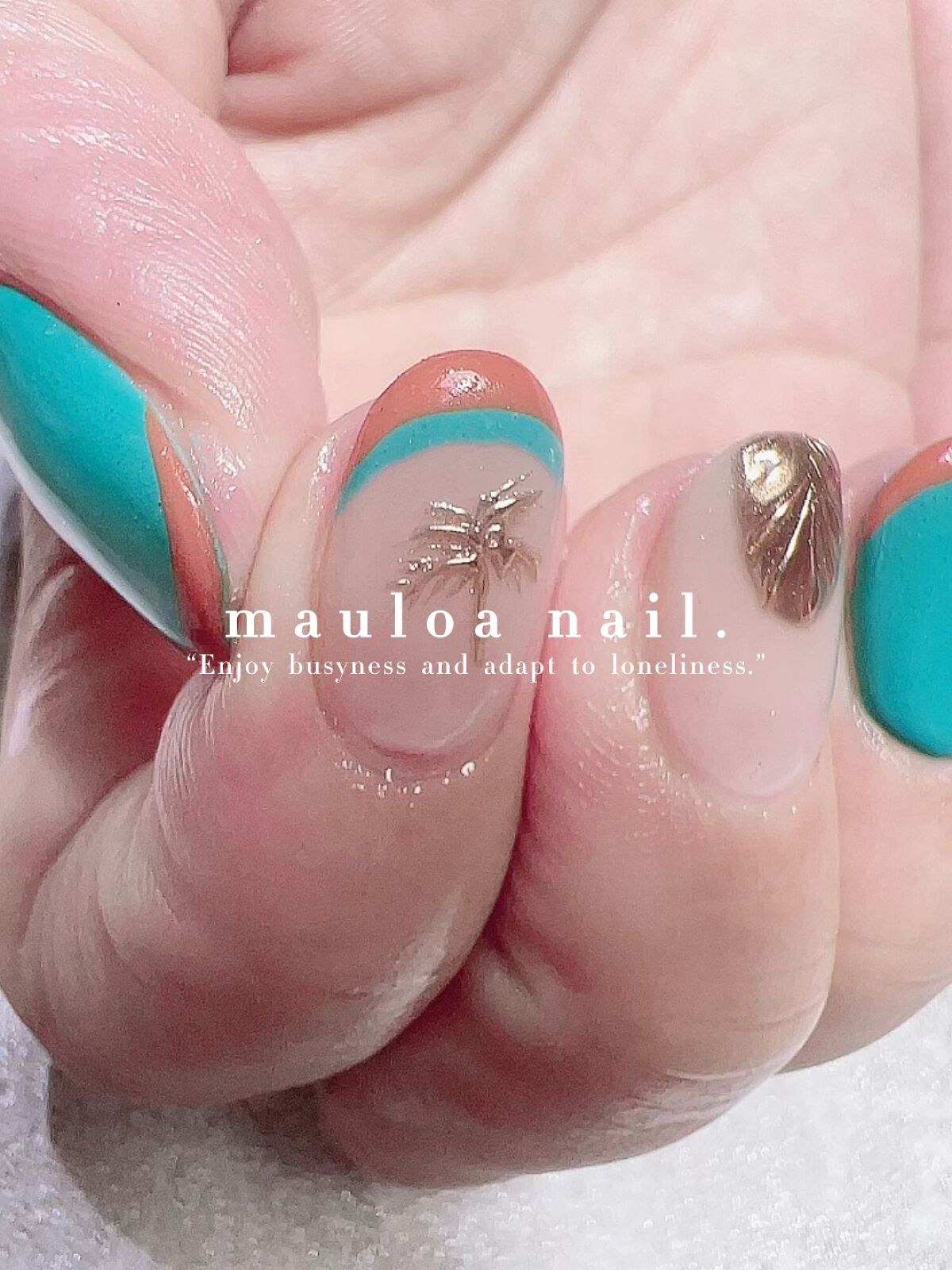 #ターコイズネイル,#ネイル,#アートネイル,#タイル柄ネイル,#ミラーアートネイル,#秋ネイル,#フレンチネイル,#ゴールドネイル,#ミラーネイル,#手書きアートネイル,#ミラーネイル,#夏ネイル,#天王寺ネイルのネイルデザイン