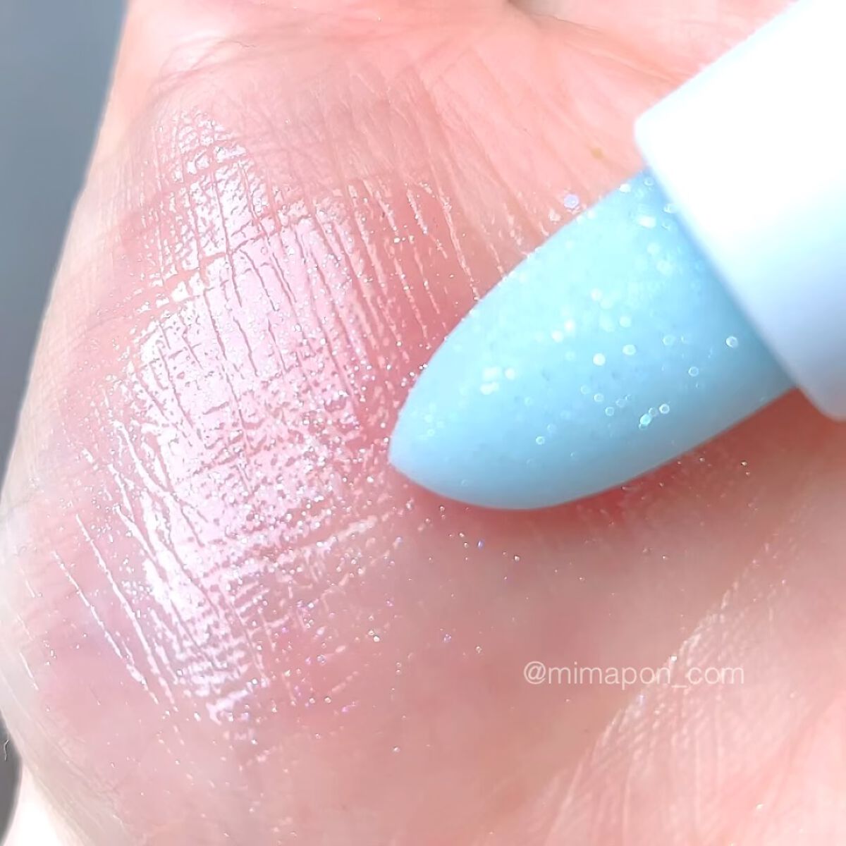 グレイシャーヴィーガンリップバーム/unleashia/リップバームの動画クチコミ2つ目