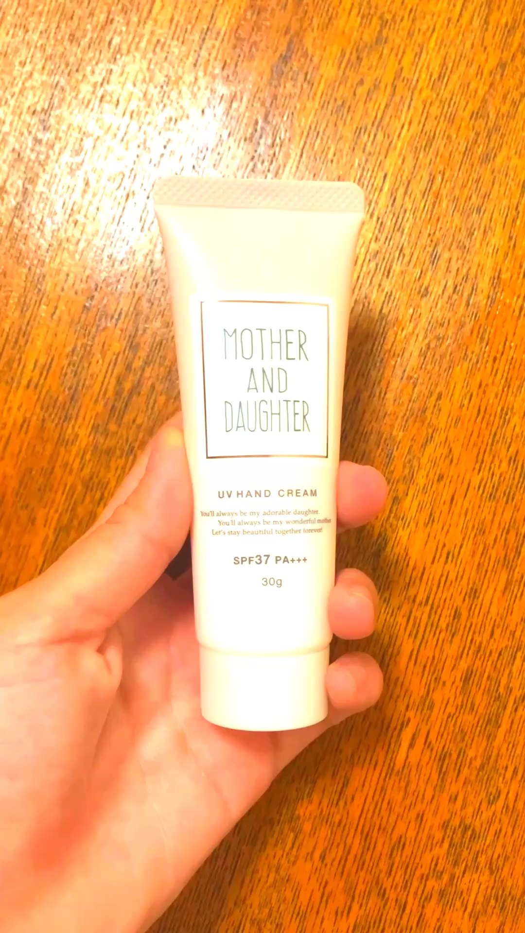 UVハンドクリームN SPF37 PA+++/Mother&Daughter/ハンドクリームを使ったクチコミ（1枚目）